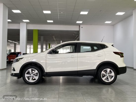 Nissan Qashqai DIG-T 103kW Acenta de 2021 con 57.000 Km por 19.800 EUR. en Malaga