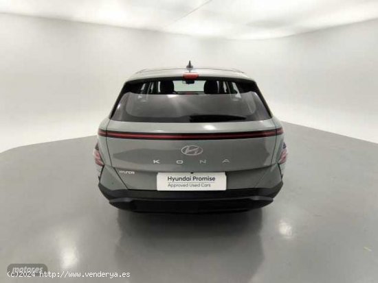 Hyundai Kona 1.0 TGDI Maxx 4x2 de 2023 con 16.800 Km por 23.900 EUR. en Barcelona