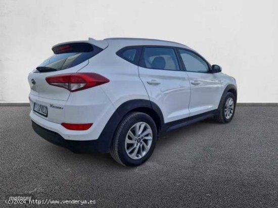 Hyundai Tucson Tucson 1.7CRDI BD Link 4x2 115 de 2018 con 83.135 Km por 18.900 EUR. en Huelva