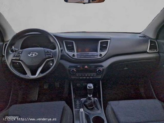 Hyundai Tucson Tucson 1.7CRDI BD Link 4x2 115 de 2018 con 83.135 Km por 18.900 EUR. en Huelva