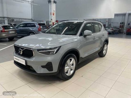 Volvo XC40 XC40 Essential, B3 Mild hybrid, Gasolina de 2024 con 5 Km por 34.450 EUR. en Navarra