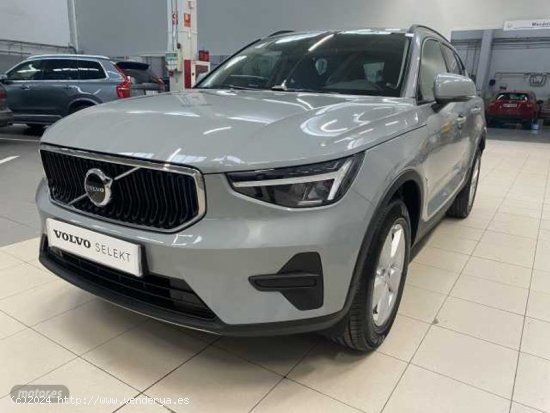 Volvo XC40 XC40 Essential, B3 Mild hybrid, Gasolina de 2024 con 5 Km por 34.450 EUR. en Navarra