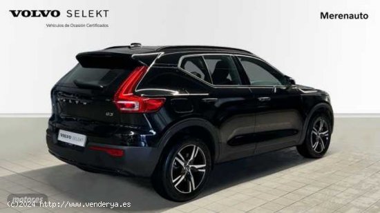 Volvo XC40 XC40 Plus, B3 mild hybrid, Gasolina, Dark de 2023 con 26.232 Km por 36.300 EUR. en A Coru