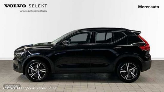 Volvo XC40 XC40 Plus, B3 mild hybrid, Gasolina, Dark de 2023 con 26.232 Km por 36.300 EUR. en A Coru