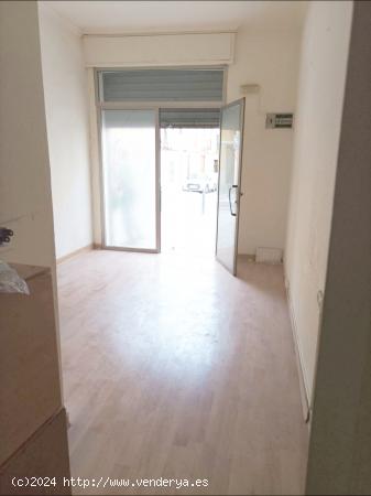 SE ALQUILA LOCAL COMERCIAL EN ELCHE ZONA RAVAL - ALICANTE