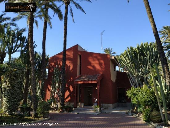 SE VENDE CHALET EN ELCHE ZONA HOSPITAL GENERAL - ALICANTE