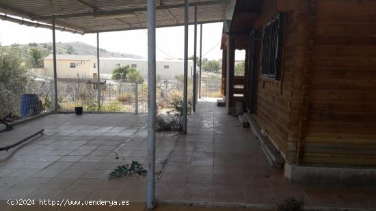 TERRENO CON CASA DE MADERA EN EL ESPARRAGAL DETRÁS DE CANTALARES - MURCIA