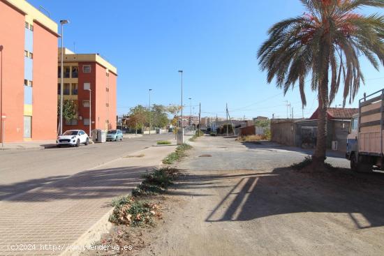 Parcela en venta  de terreno urbano de 140,97 m2 en partida de  carrús frente l'aljub - ALICANTE