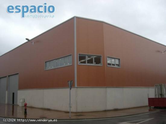  VENTA y ALQUILER DE NAVES INDUSTRIALES - LEON 