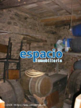 VENTA CASA PIEDRA EN VILLANUEVA DE VALDUEZA - LEON