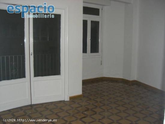 VENTA PISO EN LA PUEBLA - LEON