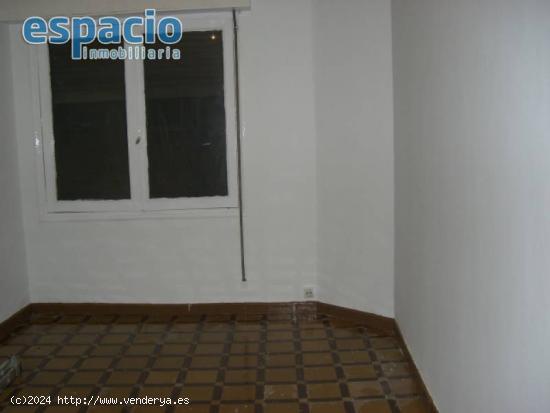 VENTA PISO EN LA PUEBLA - LEON