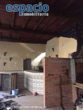 VENTA CASA EN CAMPONARAYA - LEON