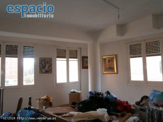 EN EL CENTRO DE PONFERRADA PISO EN VENTA - LEON