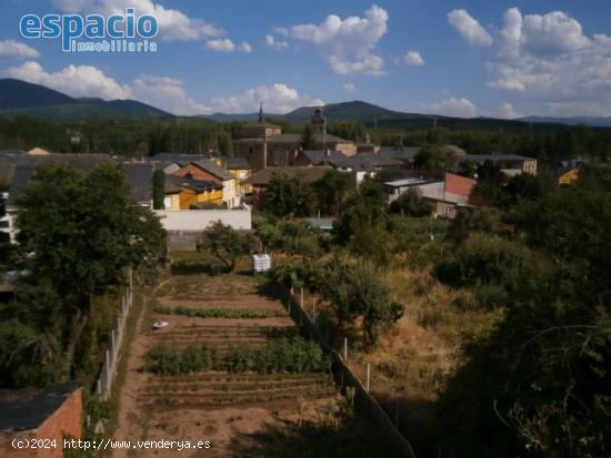 SE VENDE CASA EN SAN MIGUEL DE LAS DUEÑAS - LEON