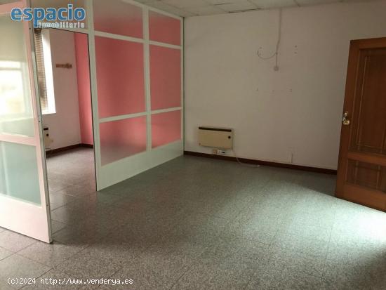 SE VENDE O ALQUILA OFICINA ZONA CENTRO - LEON