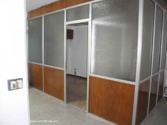 LOCAL COMERCIAL EN CALLE BLAS VALERO - ALICANTE