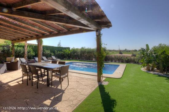 VENTA - VILLA - CUEVAS DEL ALMANZORA -  4 DORMITORIOS + 3 BAÑOS - ALMERIA