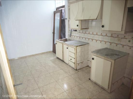 OPORTUNIDAD VIVIENDA EN ALTABIX - ALICANTE