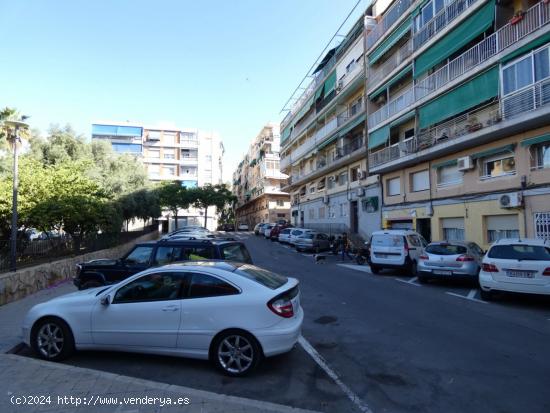 Plaza de garaje en San Blas - ALICANTE