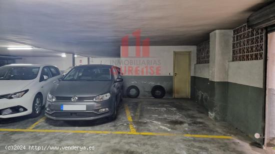 PLAZA DE GARAJE CERRADO EN EL CENTRO - ORENSE