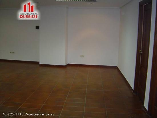 REF: 01809 SE VENDE O ALQUILA OFICINA EN PLENO CORAZON DE OURENSE - ORENSE