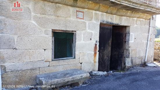 CASA DE PIEDRA PARA REFORMAR EN O PINTO. - ORENSE