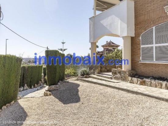 SANT BOI DE LLOB. CASA EN VENTA EN PARQUE MARIANAO - BARCELONA