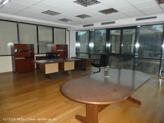 LOCAL COMERCIAL EN ALQUILER. PRECIO NEGOCIABLE! - MADRID