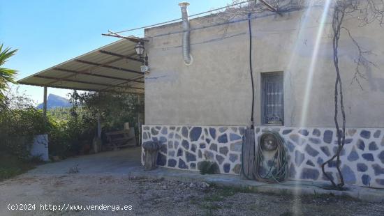 Casa con terreno  zona Camino de Los Puros - MURCIA