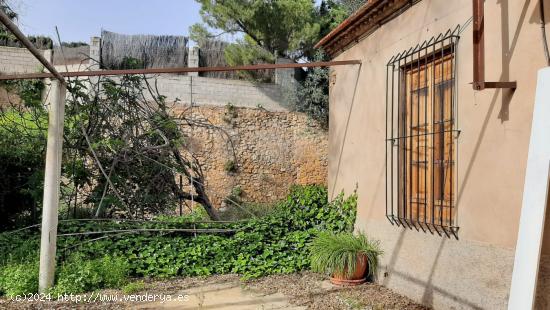 Parcela con casa en Santo Ángel - MURCIA