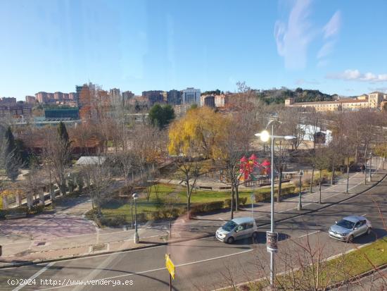 OFICINA LUMINOSA PLAZA JUAN DE AUSTRIA - VALLADOLID