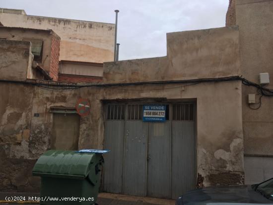  CASA ADOSADA PARA REFORMAR EN SAN ROQUE - ALICANTE 