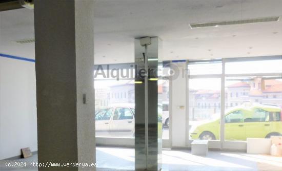 LOCAL DE 310 M2 JUNTO AL HOSPITAL VALDECILLA - CANTABRIA