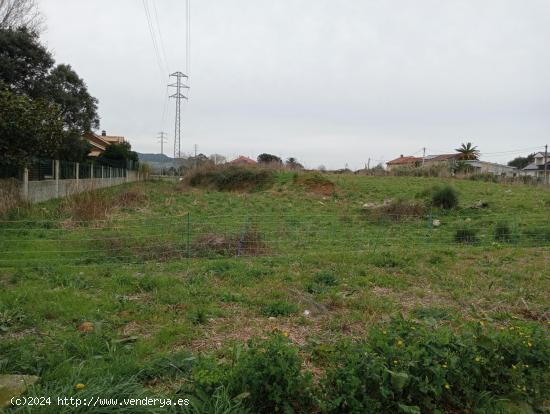 Invierte en el Futuro! Terreno Urbanizable en Soto de la Marina: 12 Viviendas Unifamiliares - CANTAB