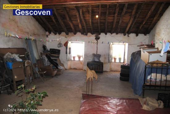 CASA CON HERMOSAS VISTAS A LA  MONTAÑA, PARA REHABILITAR EN ALDEA RURAL - CACERES