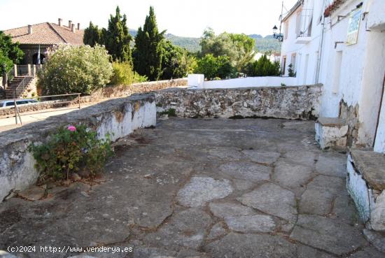  CASA RURAL PARA REFORMAR. AMPLIAS POSIBILIDADES Y TERRAZA - CACERES 