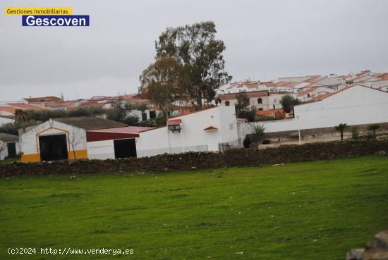 TERRENO URBANO EDIFICABLE - CACERES