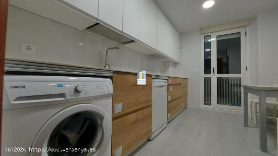 PISO EN VENTA DE 4 DORMITORIOS, 2 BAÑOS Y PLAZA DE GARAJE EN LAS VIÑAS, ZAMORA. - ZAMORA