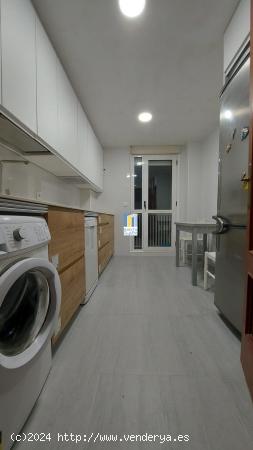 PISO EN VENTA DE 4 DORMITORIOS, 2 BAÑOS Y PLAZA DE GARAJE EN LAS VIÑAS, ZAMORA. - ZAMORA