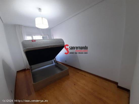 Se alquila apartamento para fijo SIN muebles en el Ayuntamiento. - CANTABRIA