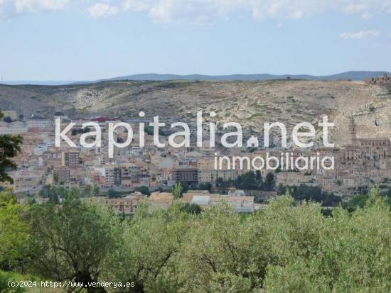 Chalet en Bocairent situado en una zona tranquila a pie de montaña - VALENCIA