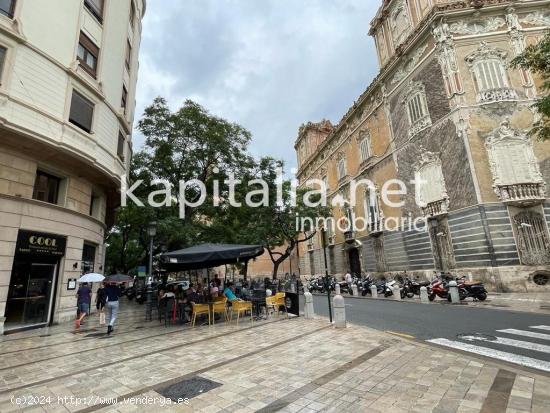 Local comercial en alquiler en el centro en Valencia (Valencia) - VALENCIA