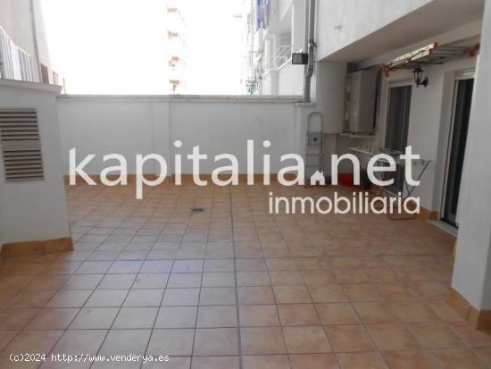 Espectacular piso a la venta en Albaida, zona Av/ La Fira - VALENCIA