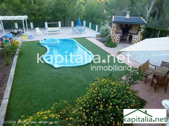 Espectacular chalet a la venta en Alcoy - ALICANTE