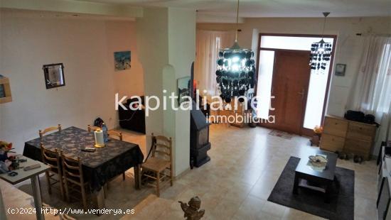 Bonita casa a la venta en Ontinyent. - VALENCIA