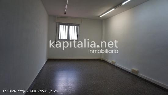 Alquiler de entresuelo comercial en Ontinyent (Valencia) zona Sant josep - VALENCIA