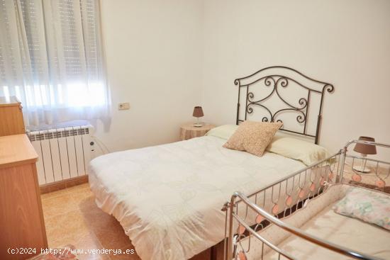 Amplio chalet a la venta en Agullent ( Valencia) - VALENCIA