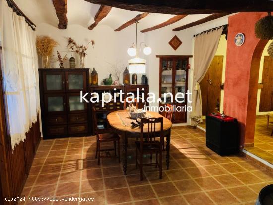 Casa a la venta en Bocairent. - VALENCIA