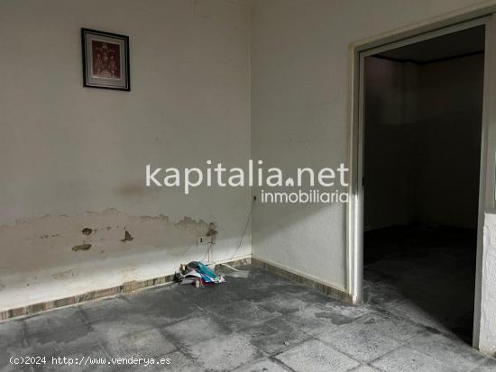 Local comercial en venta en Ontinyent en zona céntrica - VALENCIA